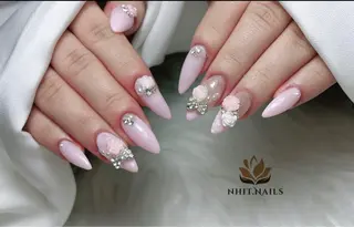 ネイル Nhit Nailsのネイルデザイン