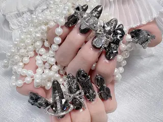 ネイル Yoyo🧚‍♀️ Mina🧚‍♀️のネイルデザイン