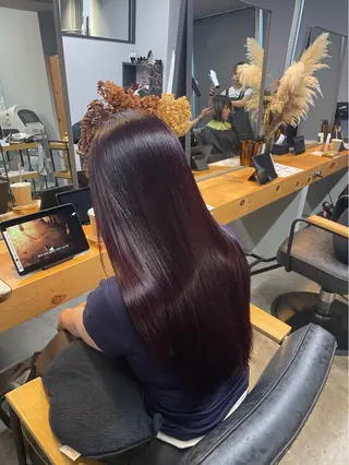 カラー ROCCOeast koyukiのヘアスタイル