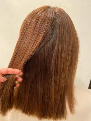 ミディアム パーマ 岡田 真弥のヘアスタイル