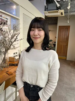 ミディアム カラー yumeka🩶ボブ 暖色/透け感カラーのヘアスタイル