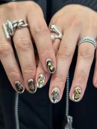 ネイル kiii.__ ✴︎*のネイルデザイン