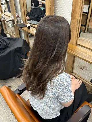 ロング WATARU/ 韓国風巻き髪のヘアスタイル