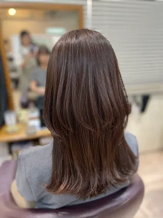 ロング 茅野 あゆ美のヘアスタイル