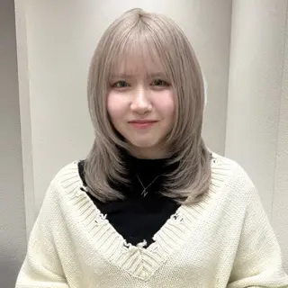 ミディアム カラー ✨ブリーチ支持No1 複雑履歴修正/舘岡のヘアスタイル