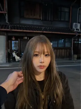 ロング カラー 📍JR奈良/ ブリーチ/佐藤有哉のヘアスタイル