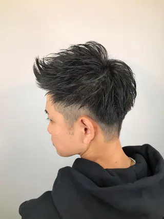 ショート メンズ インナーカラー/ ストレート/奥野洸也のヘアスタイル