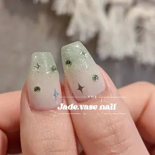 ネイル も りのネイルデザイン