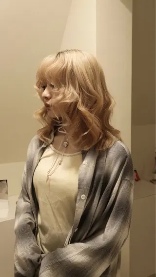 ミディアム 来美 / クルミのヘアスタイル