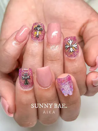 ショート ネイル SUNNY BAE.所属・Made By AIKAのネイルデザイン