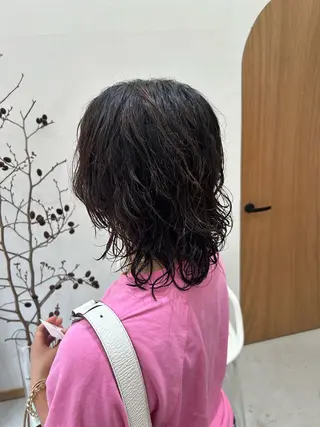 ミディアム なつめ🐶ショート ベージュカラーのヘアスタイル