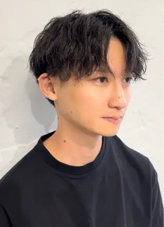 パーマ メンズ 佐々木 楽人のヘアスタイル