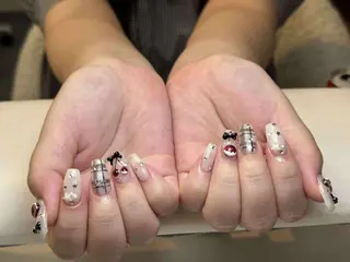 ネイル Nie Nail Shinokuboのネイルデザイン