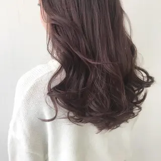 ロング カラー オリーブ/アッシュ やわらか透明感カラーのヘアスタイル