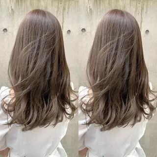 ミディアム レイヤーカット /透明感カラー西田のヘアスタイル