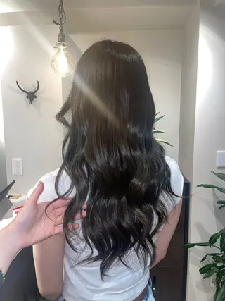 ロング カラー diar平塚所属・倉川 結花のヘアスタイル