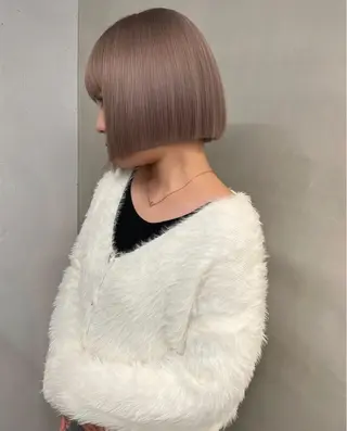 ショート カラー 韓国/レイヤー/ 透明感🩶ひかる🩶のヘアスタイル