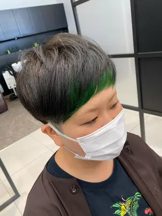 ショート ヤマグチ ナツキのヘアスタイル