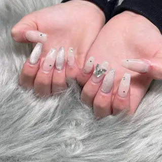 ネイル PEEKABOO京橋 EYE&NAILのマツエク・マツパデザイン