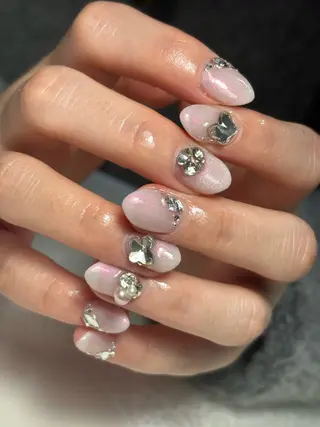 ネイル ✴︎ Delightのネイルデザイン