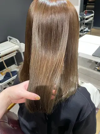 ミディアム BONIA by HEADLIGHT 大阪梅田店所属・河原木 歩海のヘアスタイル