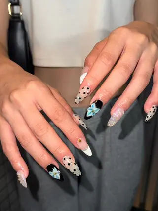 ネイル MITSUKI🪡 海外/個性派/ロングのネイルデザイン