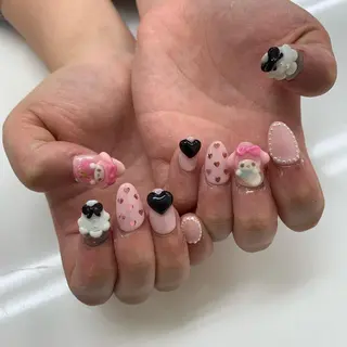 ネイル 五十嵐 美智のネイルデザイン