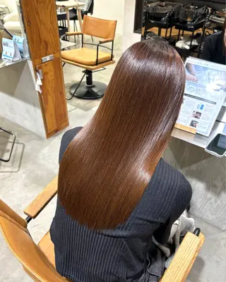 ロング カラー 小木曽 里華のヘアスタイル