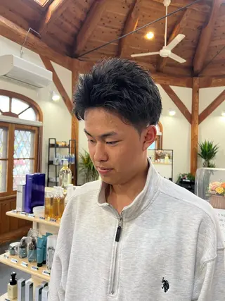 ショート slow所属・名取 純平のヘアスタイル