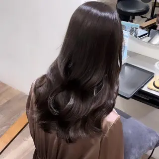 ロング カラー 濱本 新奈 / 髪質改善パーマのヘアスタイル