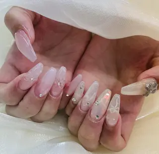 ネイル 🦋ネイルサロン ブラン🌈ゆりのネイルデザイン