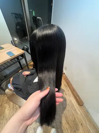 ロング Ameria所属・浜崎 恵澄のヘアスタイル