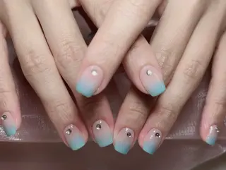 ネイル 高木 維麗絲のネイルデザイン