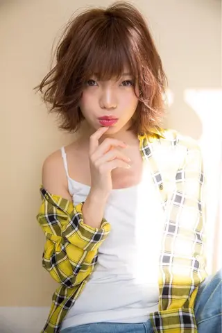 カラー ○HITOMI ○のヘアスタイル