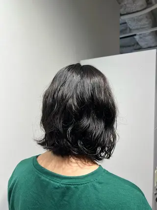 カラー 長谷 朋美のヘアスタイル