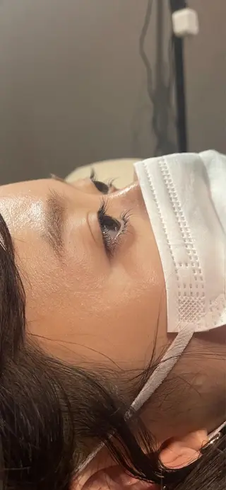 マツエク・マツパ alu所属・マキノ キョウカのヘアスタイル