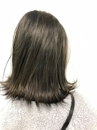 セミロング カラー 山本 貴弘のヘアスタイル