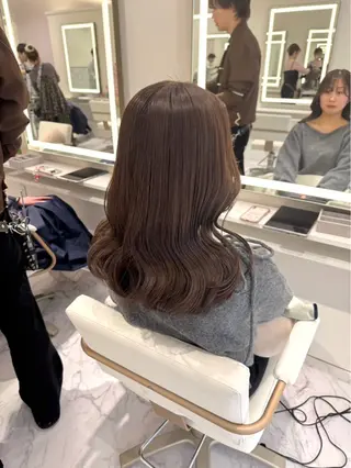 セミロング カラー ParveMix🍀 藤原愛未のヘアスタイル