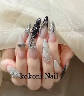 ネイル 小 雨のネイルデザイン
