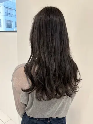 ロング カラー アフェクション金山所属・透明感カラー🫧/ 艶感/ayanaのヘアスタイル