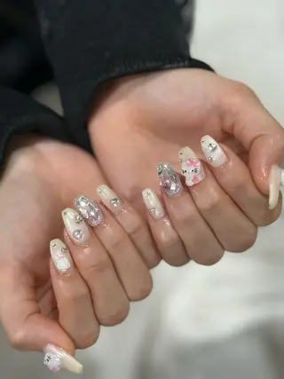 ネイル ネイルサロンリベラ 名駅店のネイルデザイン