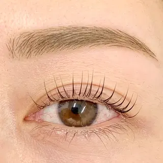 マツエク・マツパ アイブロウ BellFlower Aki（眉・まつげ）のマツエク・マツパデザイン