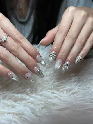 ネイル JIN 168 新大久保のネイルデザイン