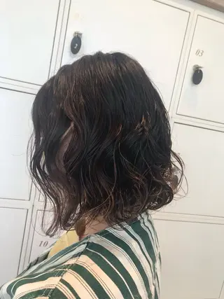 パーマ オガタ アキのヘアスタイル