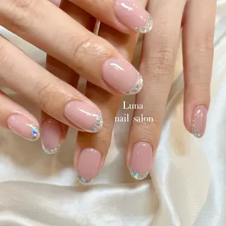 ネイル Silver Lunaのネイルデザイン