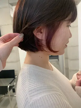 ショート カラー 透明感/オリーブ/ グレージュ/YUKAのヘアスタイル