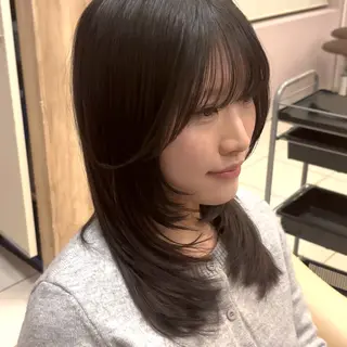 セミロング 割れる髪を治す 最新パーマ/Yutaのヘアスタイル
