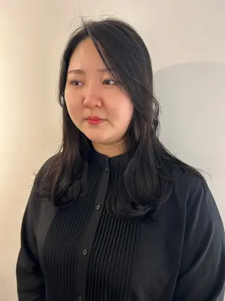 セミロング Ata.所属・kubo nozomiのヘアスタイル