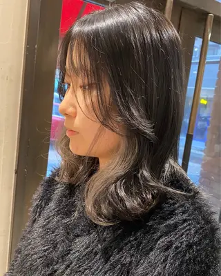 ミディアム rika 🪄透明感/艶髪のヘアスタイル