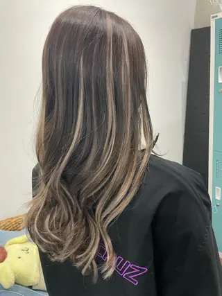 ロング ALOHANA 津店所属・TSUBASA▫️ ブリーチ#エクステのヘアスタイル